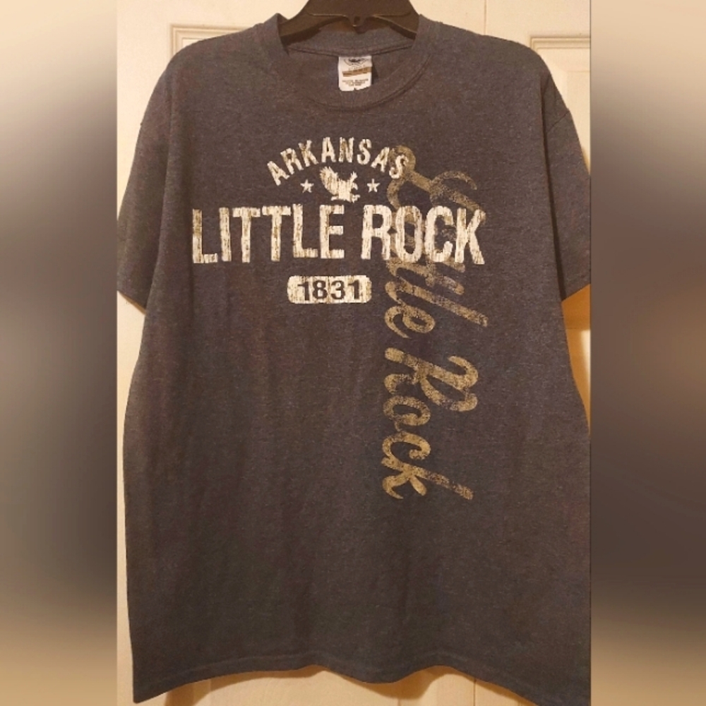 New Agenda T Shirt Gray Arkansas Little Rock 1831 State Graphic Medium